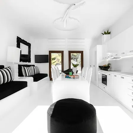 アパート Enso Mykonos Living