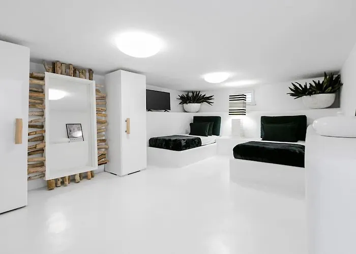 アパート Enso Mykonos Living