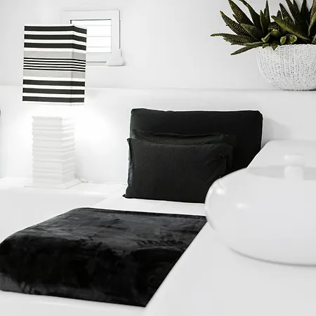 Enso Mykonos Living Apartment